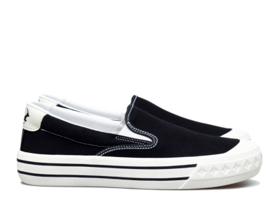Compass Retrograde Slip On Black White