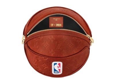NBA x Louis Vuitton Sac Ball in Basket